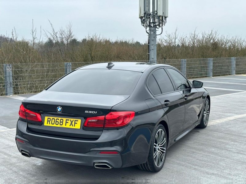 BMW 5 SERIES