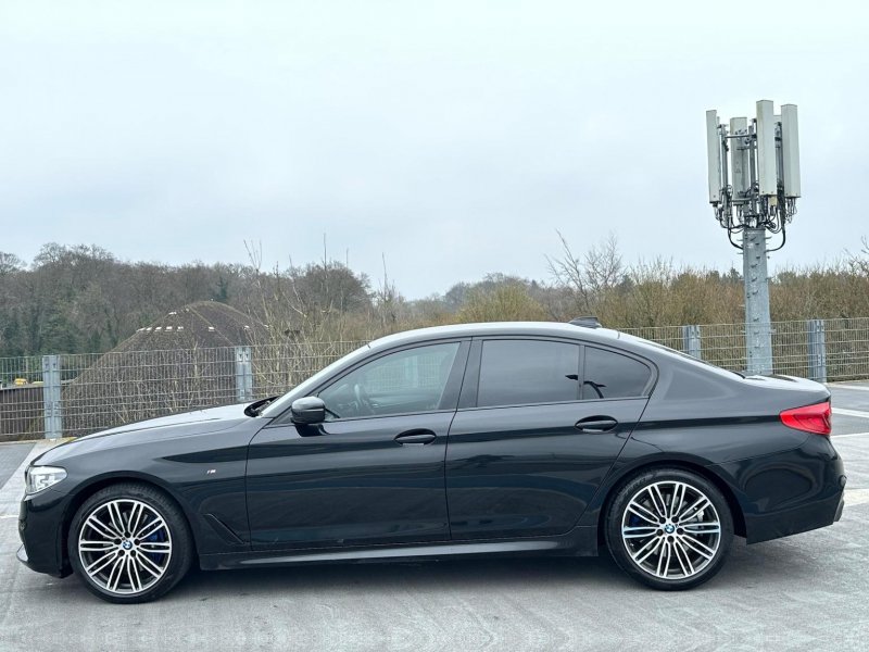BMW 5 SERIES