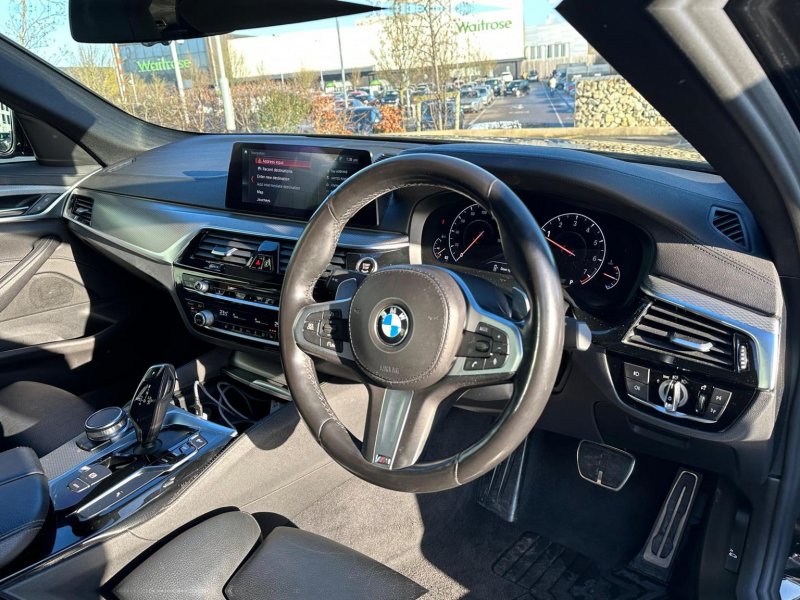 BMW 5 SERIES