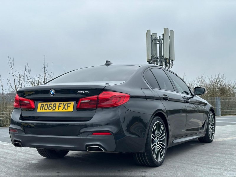 BMW 5 SERIES