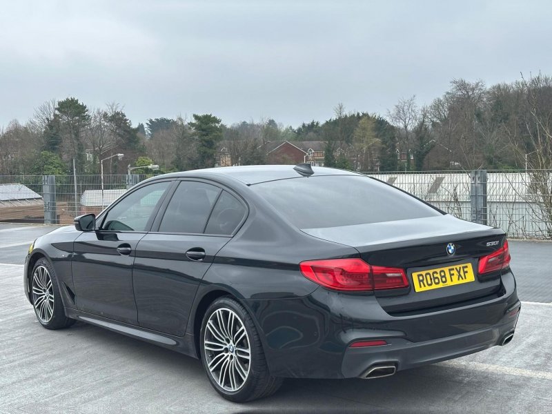 BMW 5 SERIES