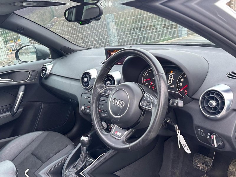 View AUDI A1 1.4 TFSI S line S Tronic Euro 5 3dr