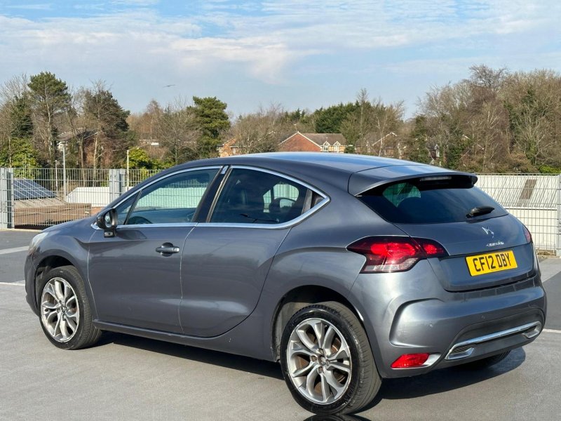 View CITROEN DS4 1.6 THP DStyle EGS6 Euro 5 5dr