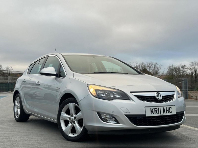 VAUXHALL ASTRA
