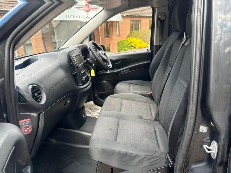 MERCEDES-BENZ VITO