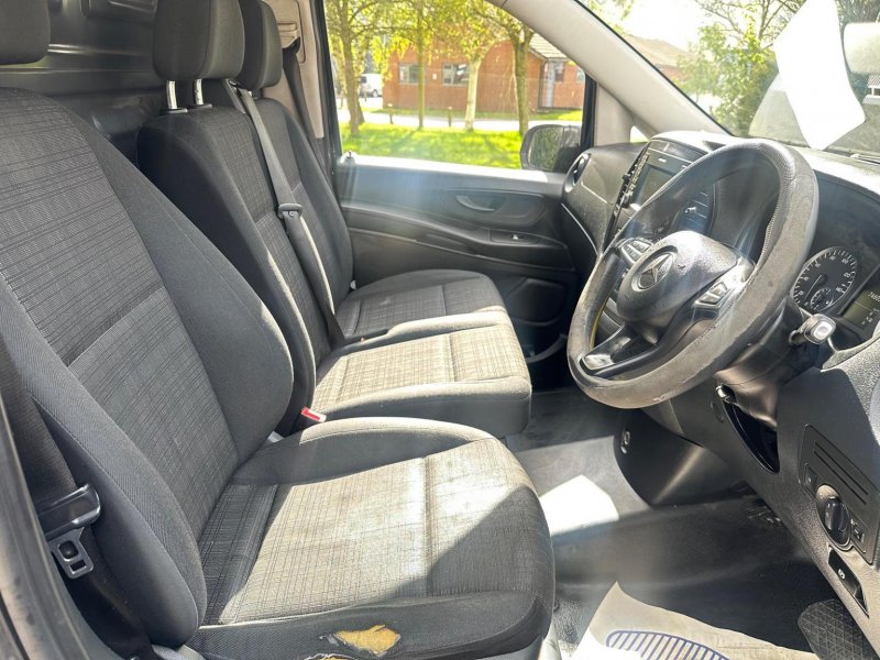 MERCEDES-BENZ VITO