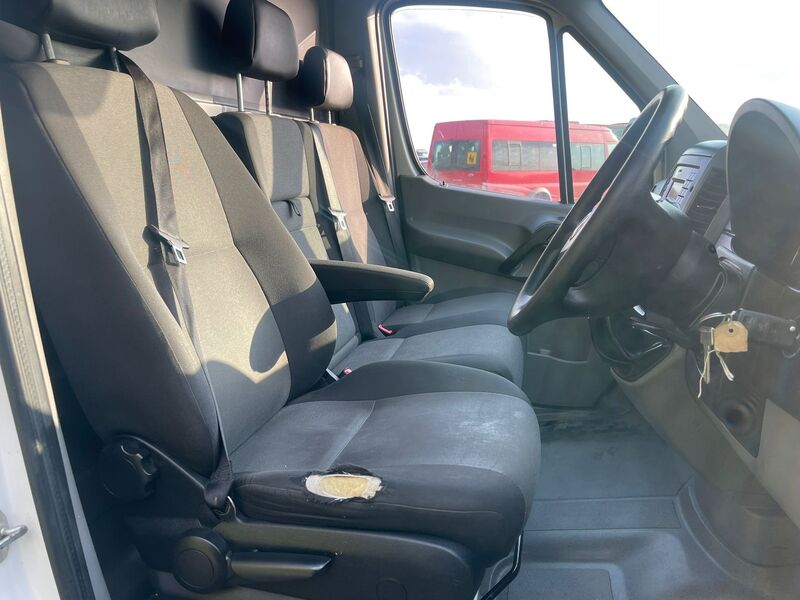 VOLKSWAGEN CRAFTER