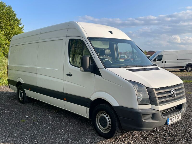 View VOLKSWAGEN CRAFTER 2.0 TDI CR35 L3 H3 4dr