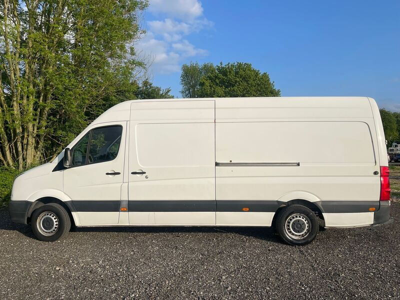 VOLKSWAGEN CRAFTER