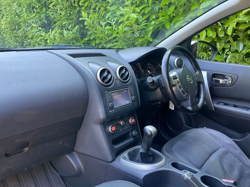 NISSAN QASHQAI