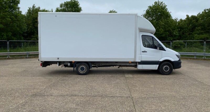 View MERCEDES-BENZ SPRINTER 2.1 314 CDI RWD L3 2dr