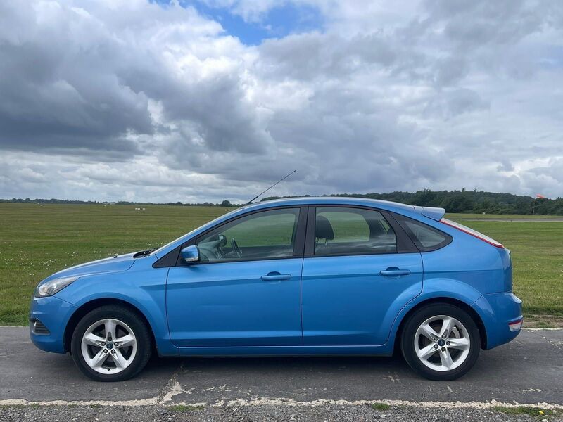 View FORD FOCUS 1.8 Zetec 5dr