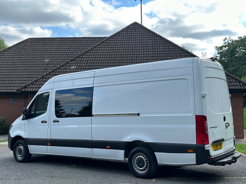 MERCEDES-BENZ SPRINTER