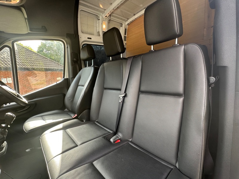 MERCEDES-BENZ SPRINTER
