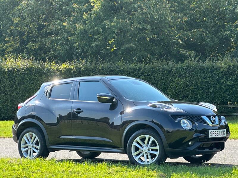 View NISSAN JUKE 1.2 DIG-T N-Connecta Euro 6 (s/s) 5dr