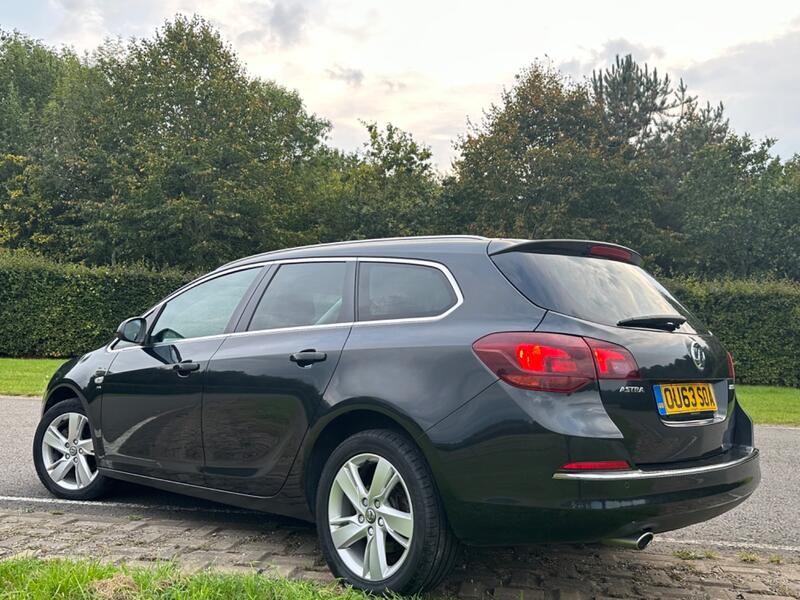 VAUXHALL ASTRA
