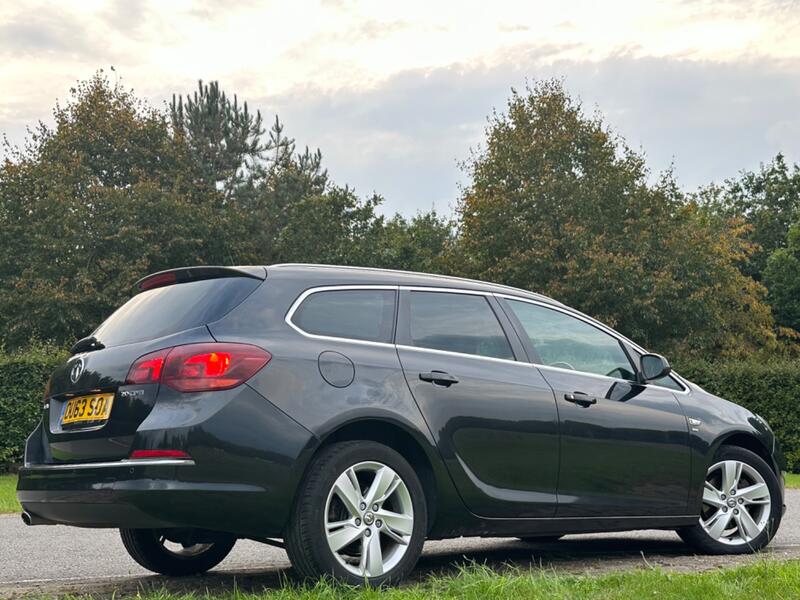 VAUXHALL ASTRA