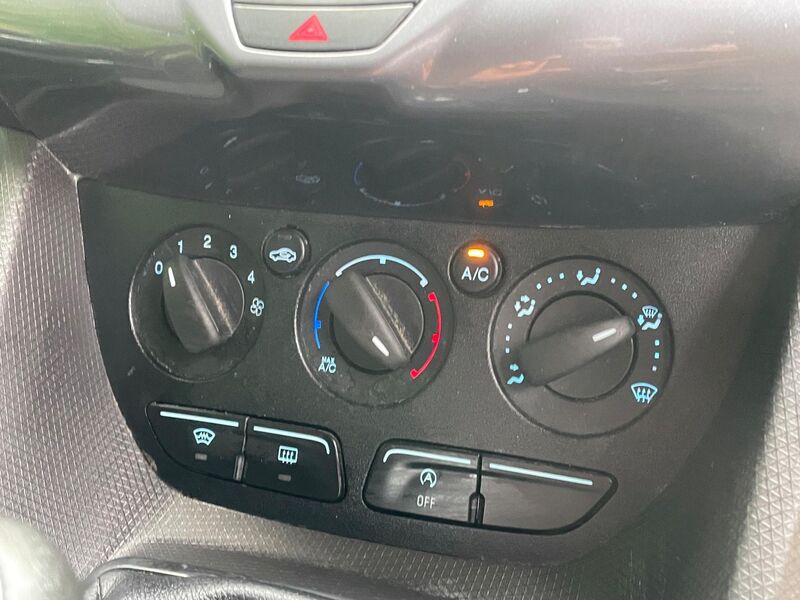FORD TRANSIT CONNECT